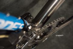 Grade9   Bleu Campagnolo Chorus EPS 2015 CELENO 08